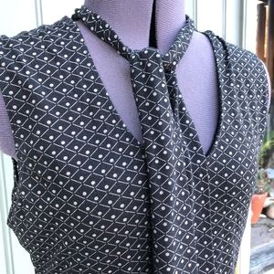 Ann Taylor LOFT sleeveless top